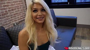 play Seksowny film z blondynką dobrze ją ssie