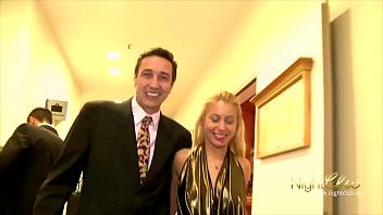 play قامت Raluca من الإسكندرية بعمل وظيفة دجاجتين يمارسان الجنس مع الطالب الذي يذاكر كثيرا لديه كس مثير