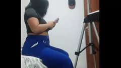 play Schwüle Latina Milf bietet Amateur-STRET-TUNT-Erfahrung in der Begegnung mit heißen Doggystyle